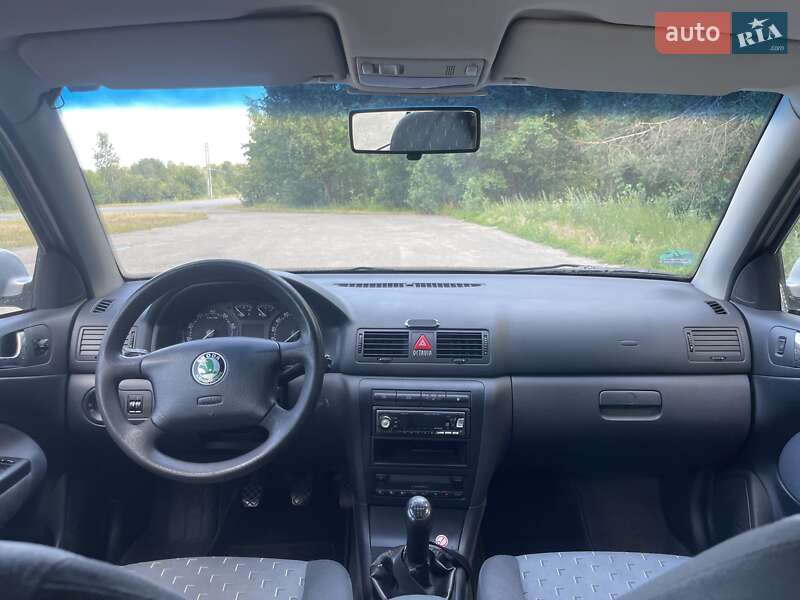 Универсал Skoda Octavia 2001 в Бородянке