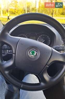 Лифтбек Skoda Octavia 2008 в 