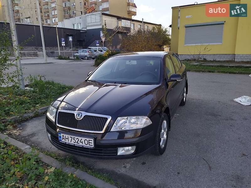 Лифтбек Skoda Octavia 2008 в Ивано-Франковске