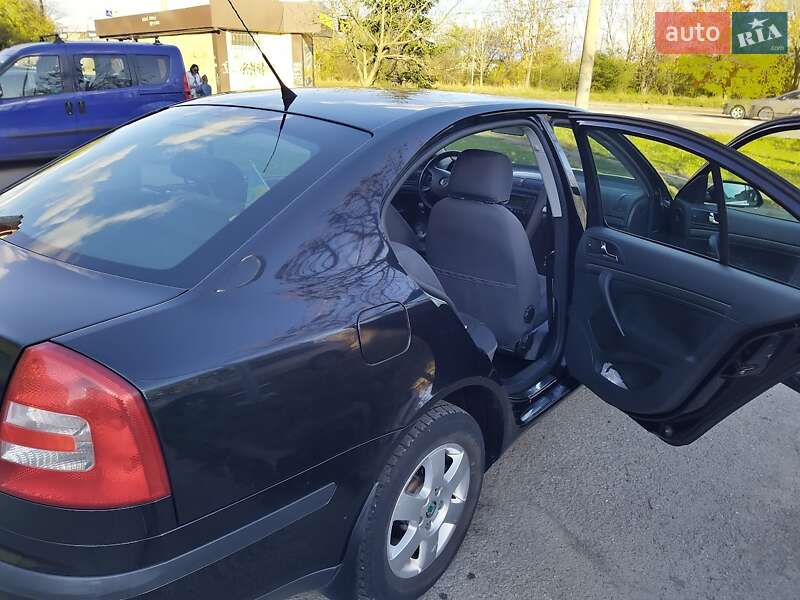 Лифтбек Skoda Octavia 2008 в Ивано-Франковске