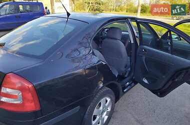 Лифтбек Skoda Octavia 2008 в 