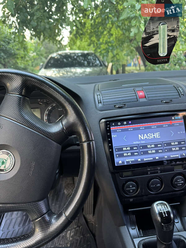 Лифтбек Skoda Octavia 2004 в Киеве
