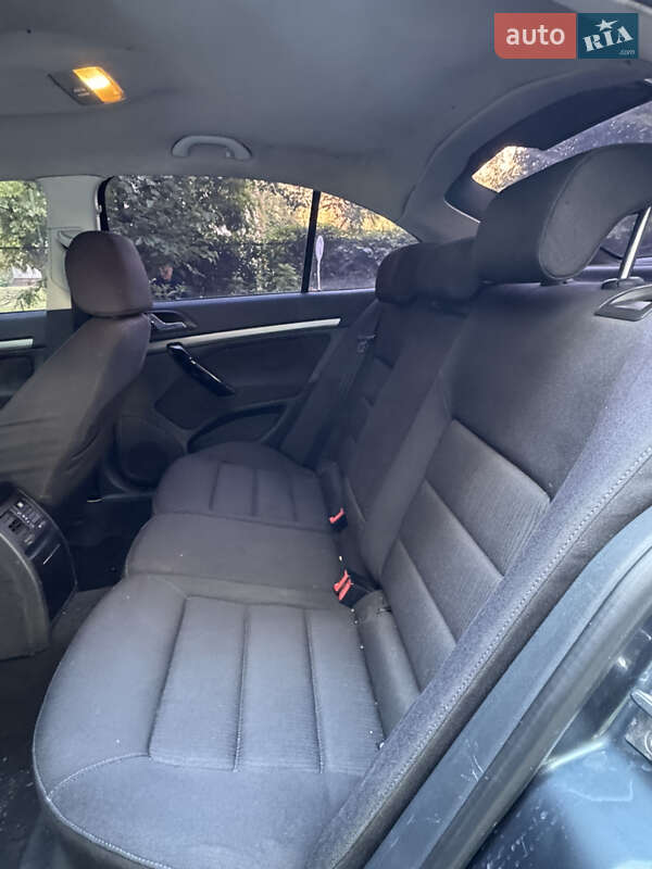 Лифтбек Skoda Octavia 2004 в Киеве