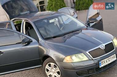 Лифтбек Skoda Octavia 2004 в 