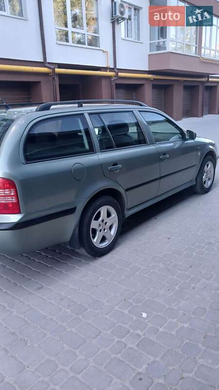Универсал Skoda Octavia 2003 в Ивано-Франковске