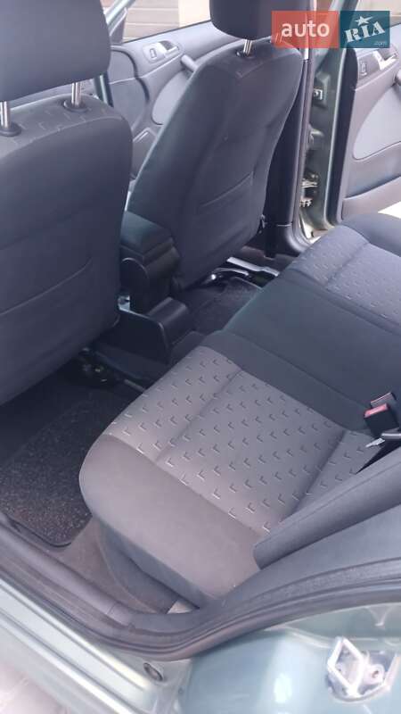 Универсал Skoda Octavia 2003 в Ивано-Франковске