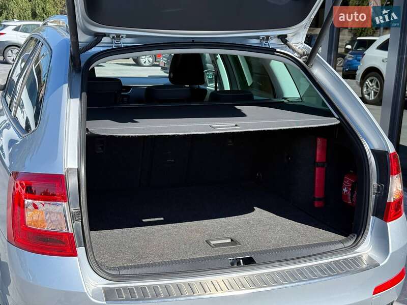 Универсал Skoda Octavia 2016 в Ровно