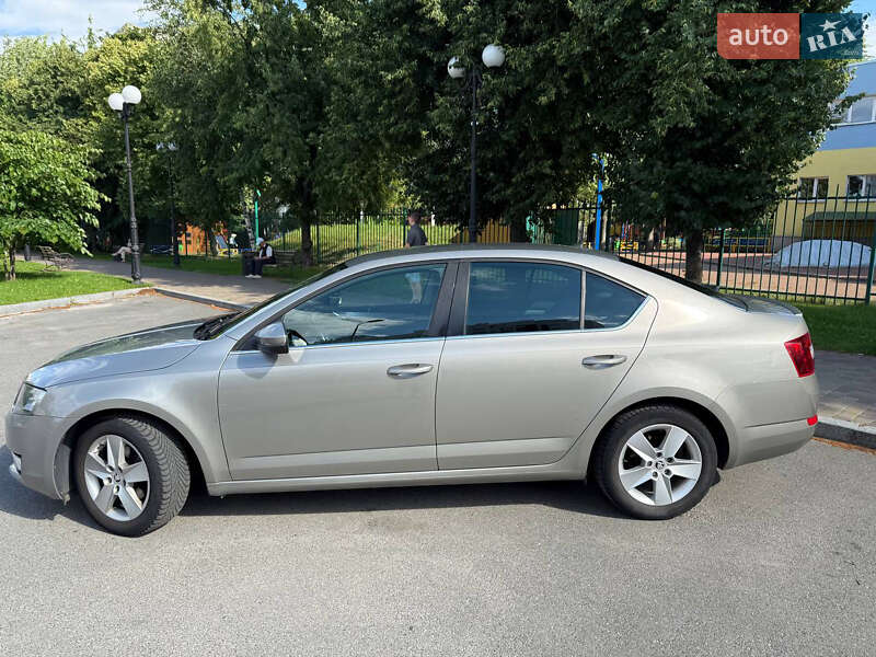 Лифтбек Skoda Octavia 2014 в Киеве