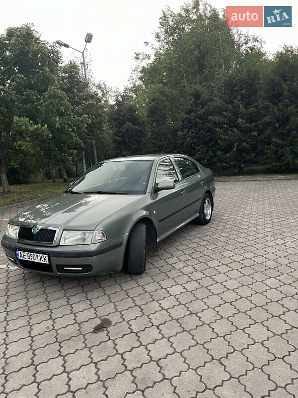 Лифтбек Skoda Octavia 2002 в Павлограде