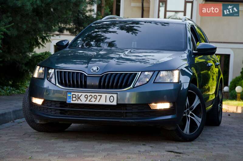 Универсал Skoda Octavia 2019 в Сарнах