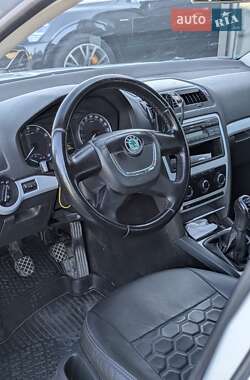 Лифтбек Skoda Octavia 2011 в 