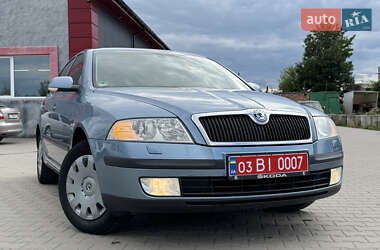 Лифтбек Skoda Octavia 2008 в 