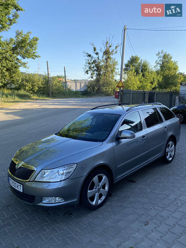 Универсал Skoda Octavia 2012 в Львове