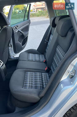Универсал Skoda Octavia 2012 в 