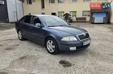 Лифтбек Skoda Octavia 2004 в Луцке