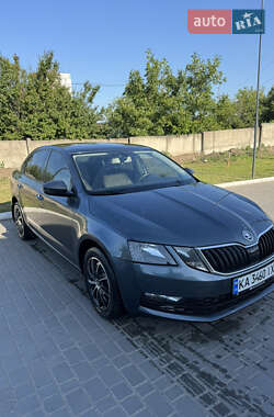 Лифтбек Skoda Octavia 2017 в Днепре