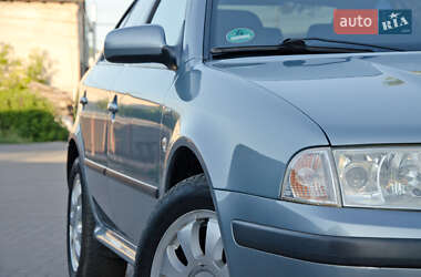Лифтбек Skoda Octavia 2004 в 