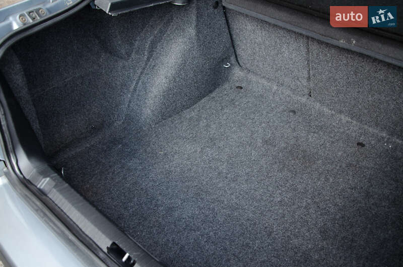 Лифтбек Skoda Octavia 2004 в Сарнах