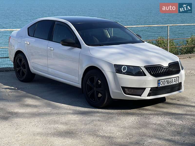 Лифтбек Skoda Octavia 2013 в Одессе