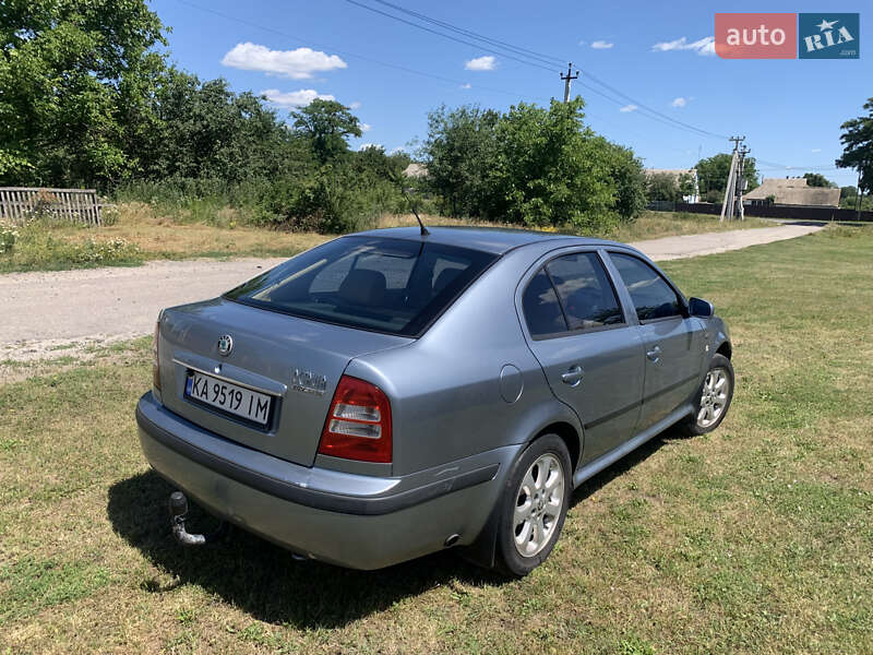Лифтбек Skoda Octavia 2002 в Борисполе