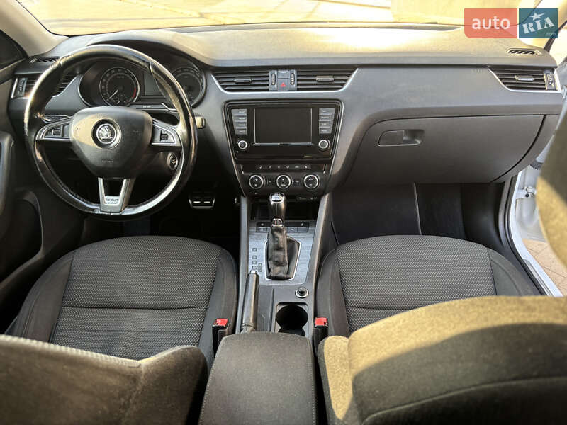 Универсал Skoda Octavia 2016 в Ужгороде