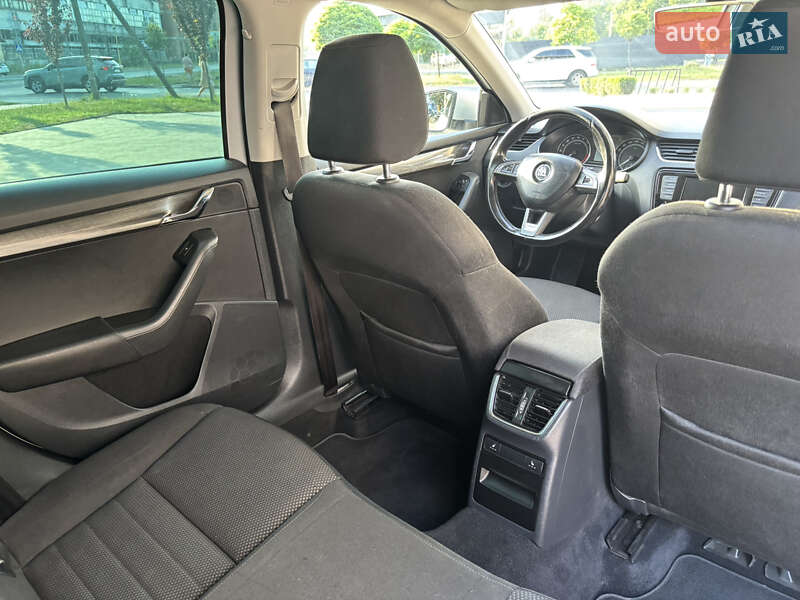 Универсал Skoda Octavia 2016 в Ужгороде