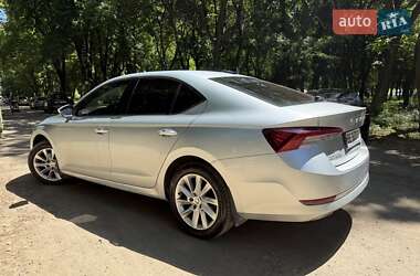 Лифтбек Skoda Octavia 2021 в Ужгороде