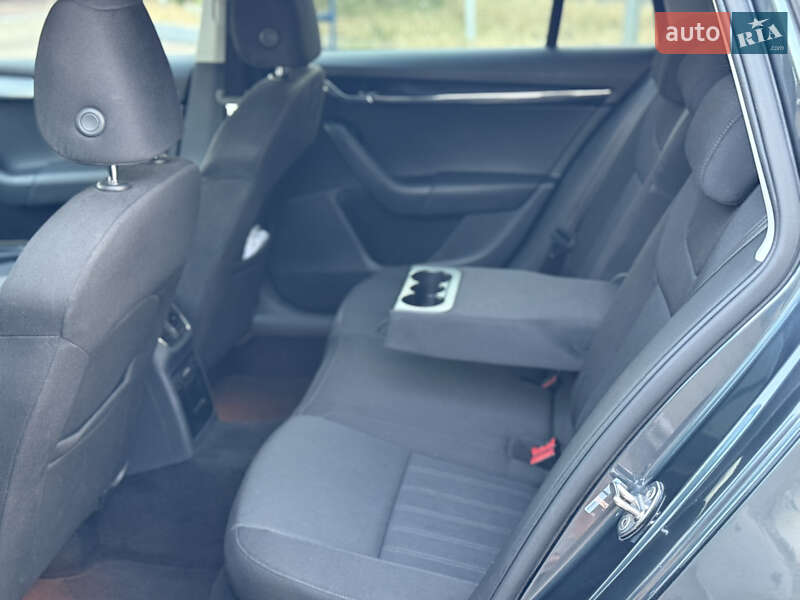 Універсал Skoda Octavia 2017 в Одесі