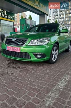 Универсал Skoda Octavia 2012 в Чернигове