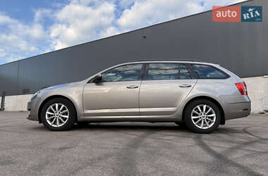 Універсал Skoda Octavia 2015 в Києві