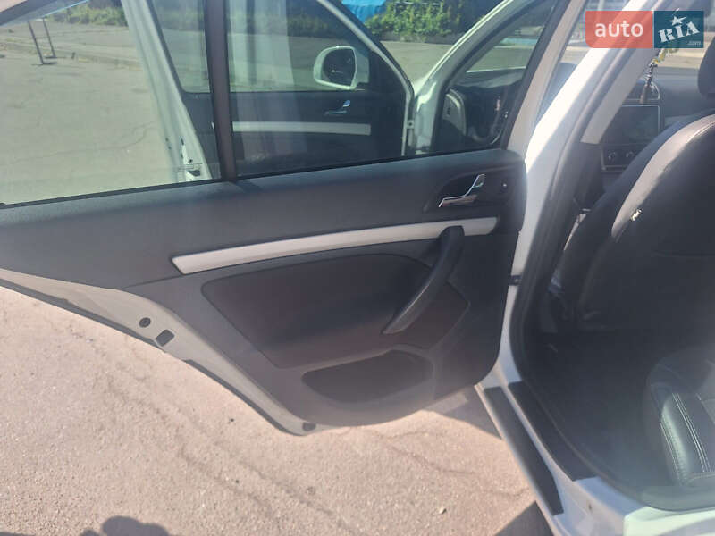 Лифтбек Skoda Octavia 2012 в Кривом Роге