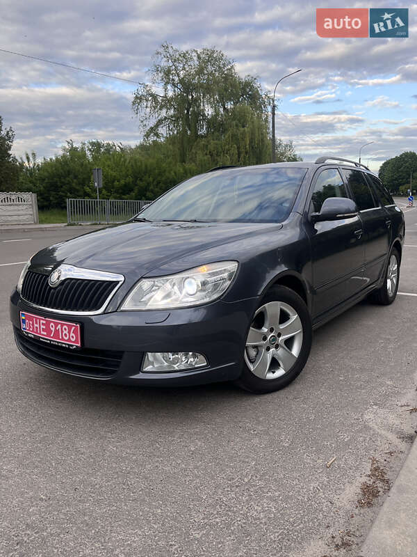 Універсал Skoda Octavia 2008 в Рівному