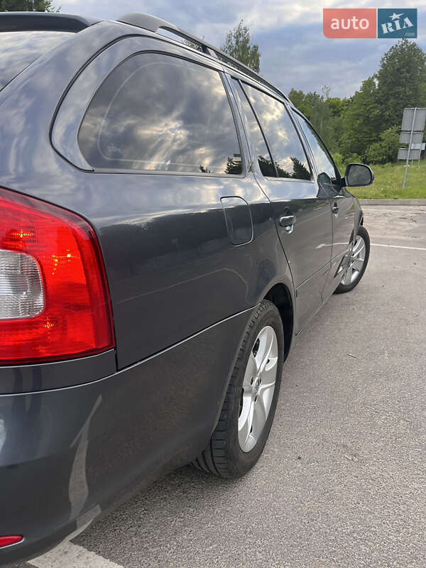 Універсал Skoda Octavia 2008 в Рівному