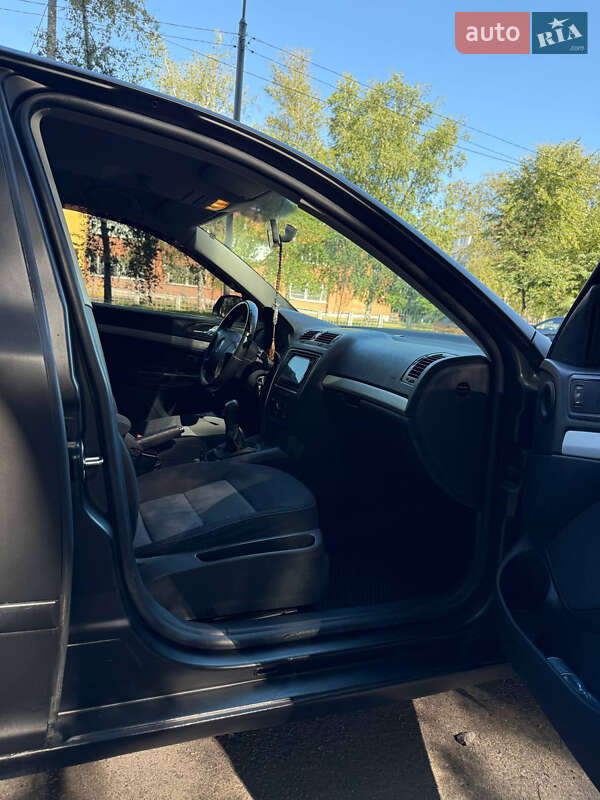 Ліфтбек Skoda Octavia 2006 в Полтаві