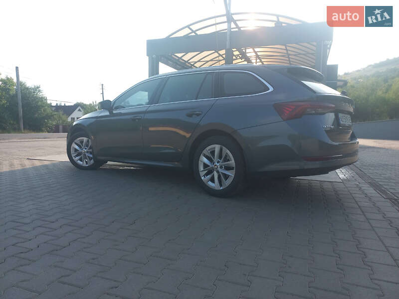 Универсал Skoda Octavia 2020 в Ивано-Франковске