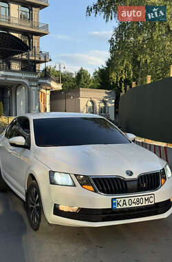 Лифтбек Skoda Octavia 2018 в Сколе