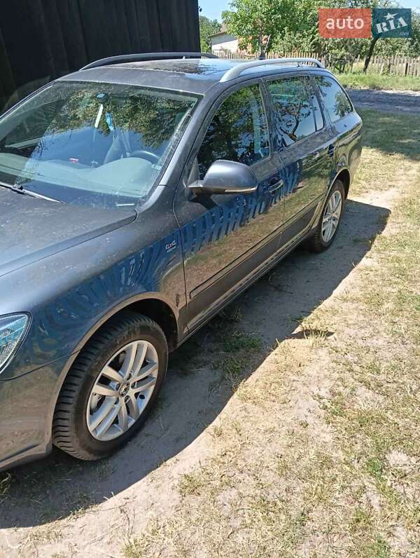 Универсал Skoda Octavia 2012 в Луцке фото 2 Универсал Skoda Octavia 2012 в Луцке