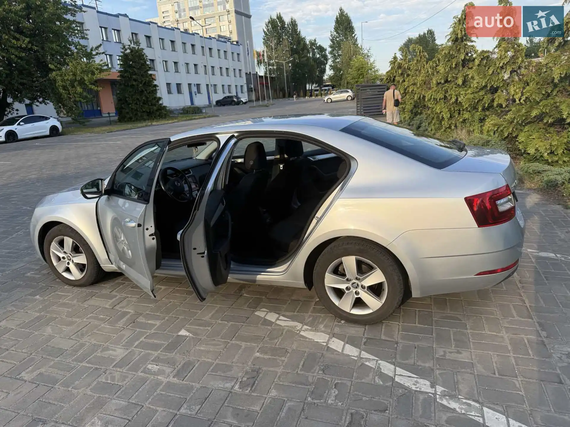 2017 Skoda Octavia - мініатюра 2