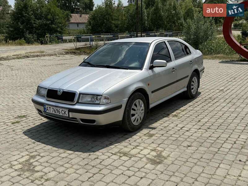 Лифтбек Skoda Octavia 1999 в Ивано-Франковске