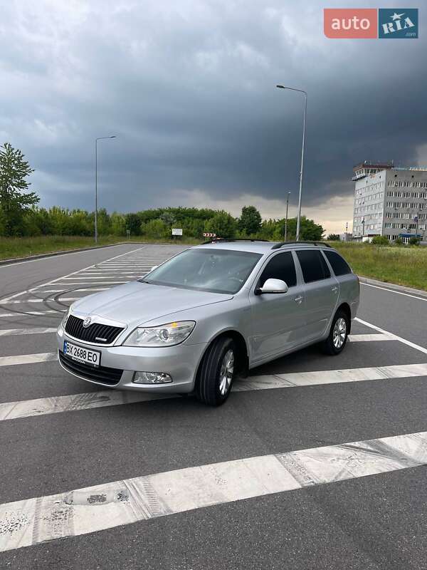 Універсал Skoda Octavia 2009 в Хмельницькому