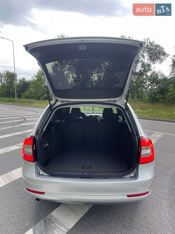Універсал Skoda Octavia 2009 в Хмельницькому