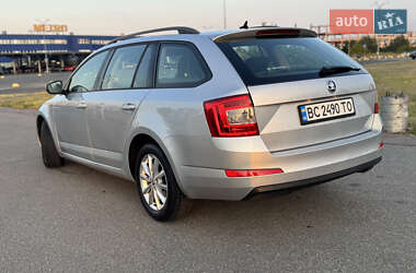 Универсал Skoda Octavia 2015 в 
