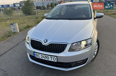Универсал Skoda Octavia 2015 в 