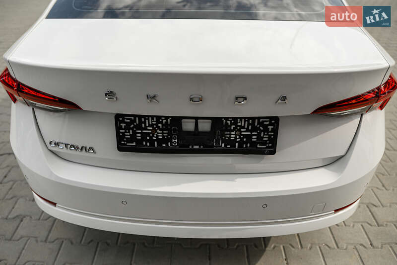 Лифтбек Skoda Octavia 2021 в Львове