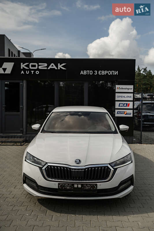 Лифтбек Skoda Octavia 2021 в Львове