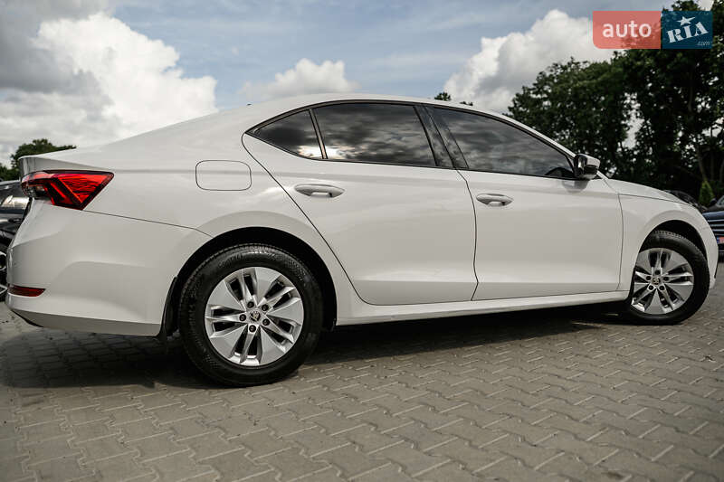 Лифтбек Skoda Octavia 2021 в Львове