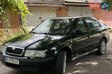 Лифтбек Skoda Octavia 2002 в Кропивницком