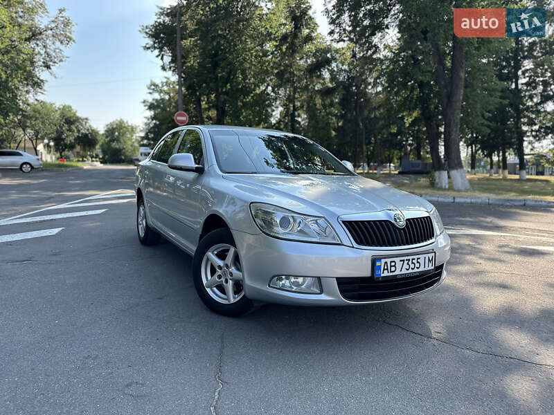 Лифтбек Skoda Octavia 2009 в 