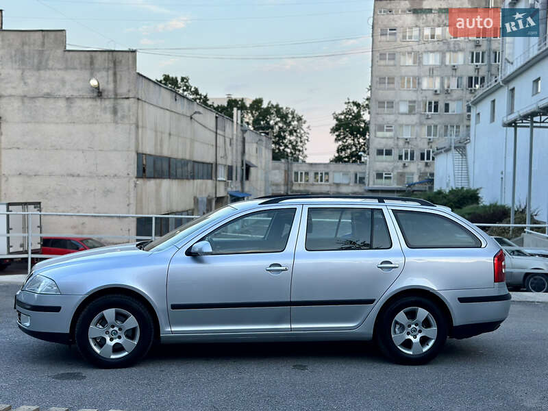 Универсал Skoda Octavia 2008 в Виннице