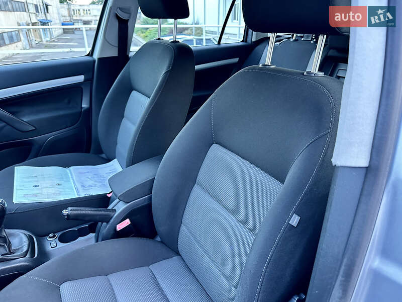 Универсал Skoda Octavia 2008 в Виннице